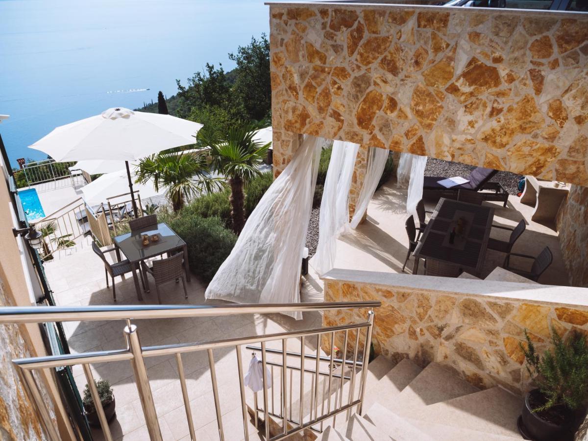Casa Mariela Apartment Ловран Екстериор снимка