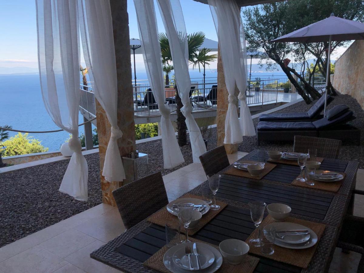 Casa Mariela Apartment Ловран Екстериор снимка