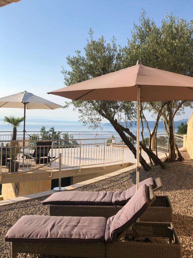 Casa Mariela Apartment Ловран Екстериор снимка